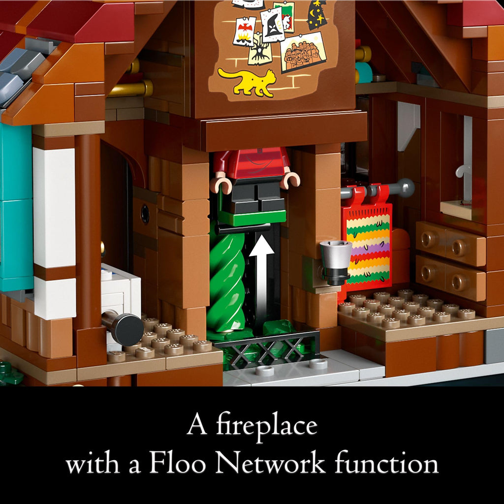 Harry Potter The Burrow Building Set with 10 Minifigures Q37949