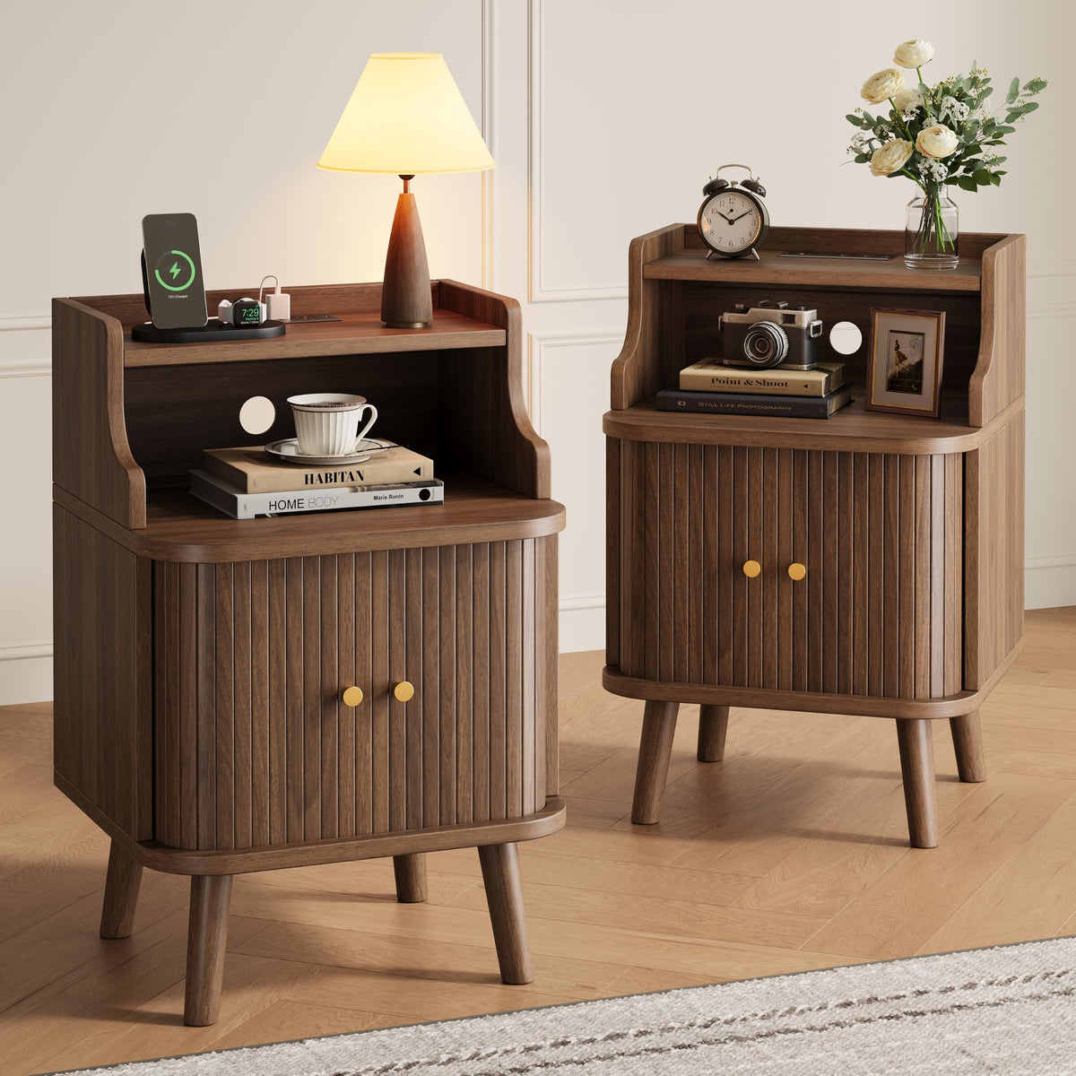 Mid Century Modern Nightstand Set of 2 with Charging Station I379